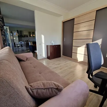 Sviesi Miesto Oaze Apartament Kłajpeda